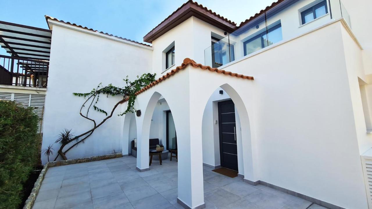 Phaedrus Living: Seaview Luxury Villa Venus Paphos Exterior photo